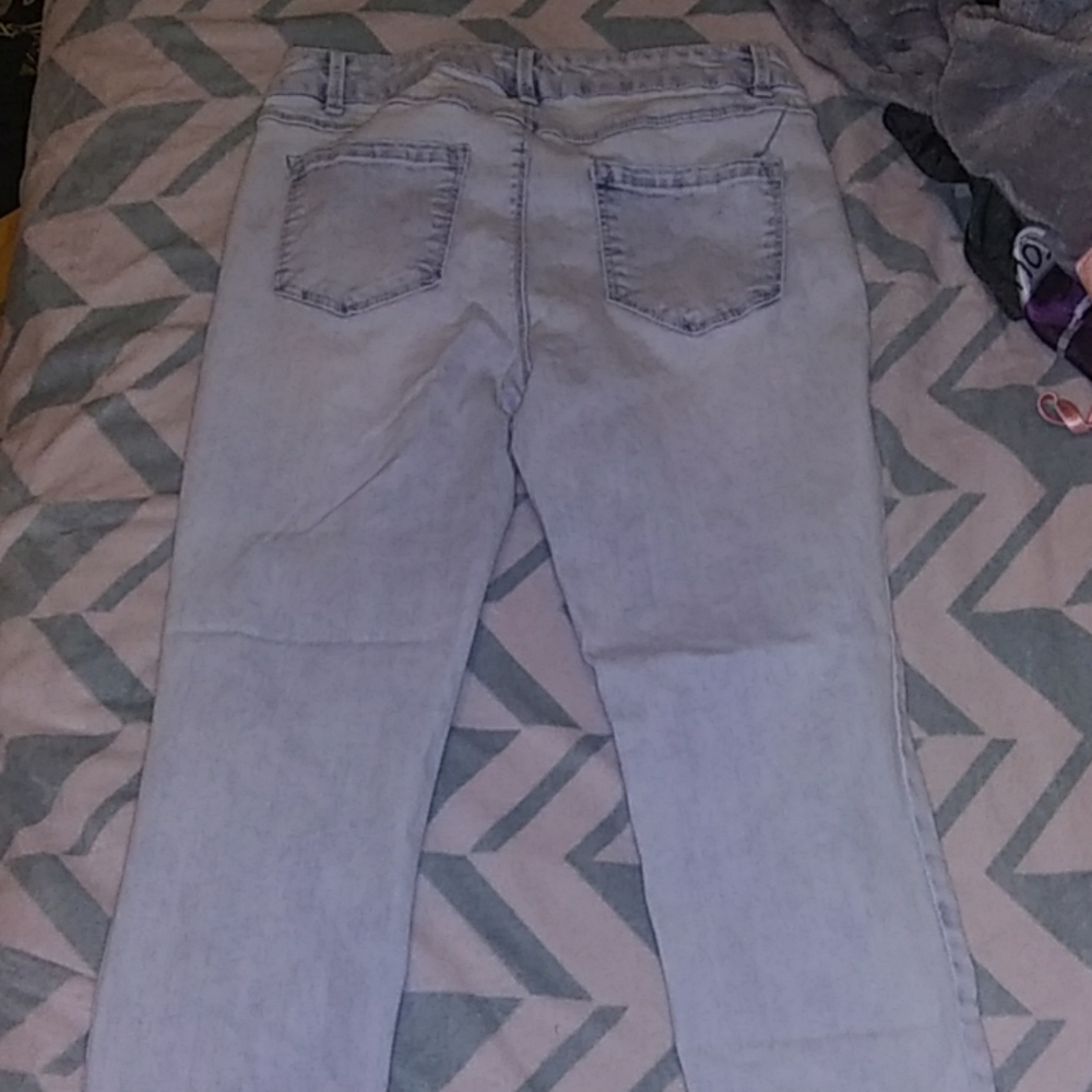 Jeans - Picture 2 of 2